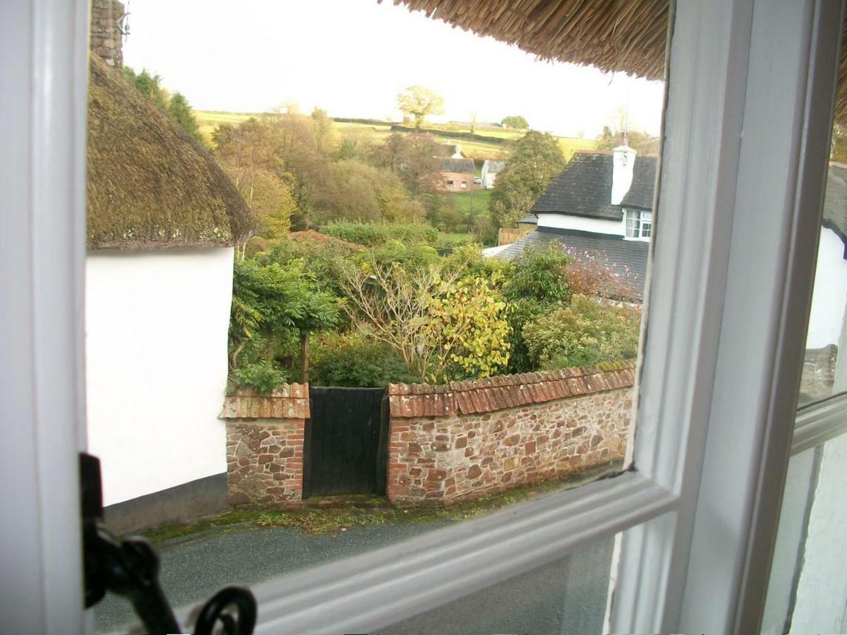 Middletown Farmhouse B&B Okehampton Esterno foto